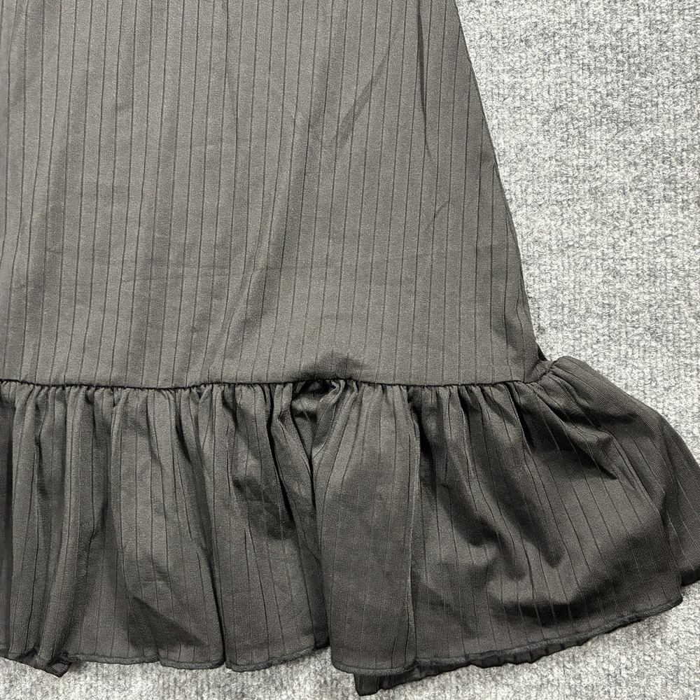 Anyshow Black Ribbed Sleeveless Ruffle Hem Mini Dress Size Small Boho LBD - Picture 15 of 16